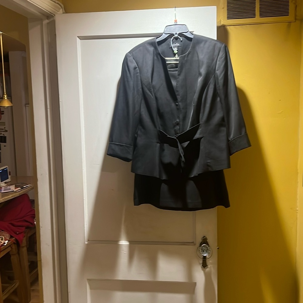 Brand: Isabella, size: 14W, charcoal gray skirt suit, excellent condition
